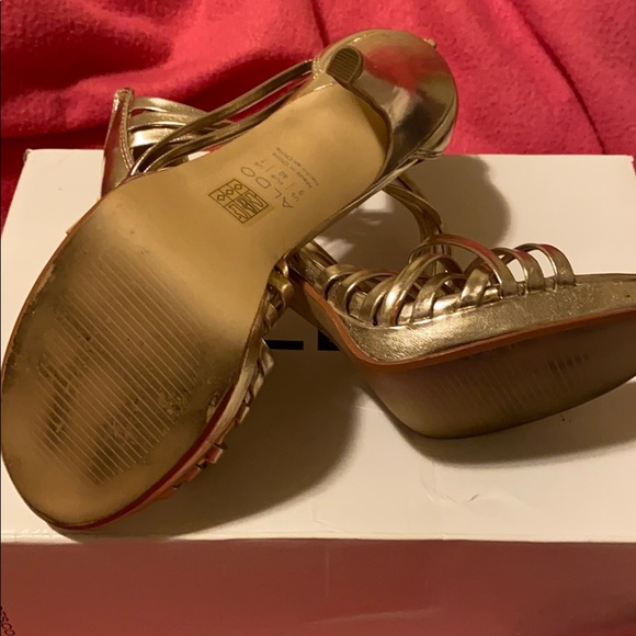 Also Bonsee gold sandals - Picture 6 of 6
